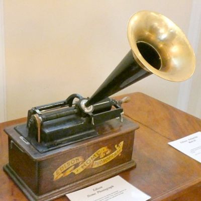 urodziny-fonografu-sesja-naukowa-fonografia-dla-muzyki-i-nauki-historia-relacje-wspolczesnosc