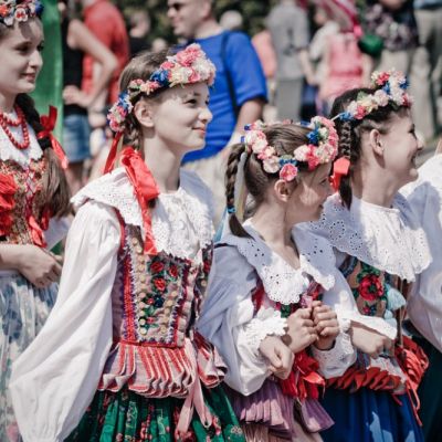 kogo-inspiruje-polski-folklor